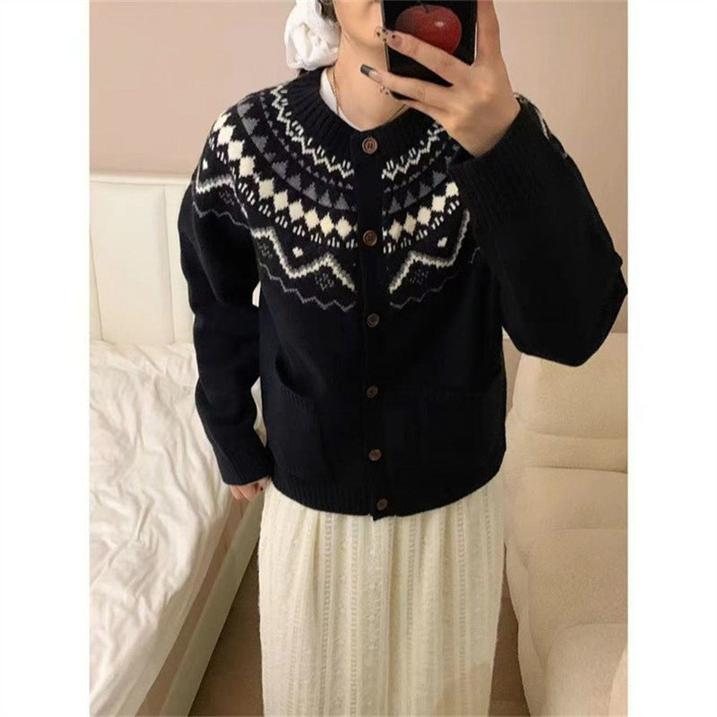 Cardigan femme en tricot épais avec motif norvégien décoratif et poches pratiques Chic & Stil