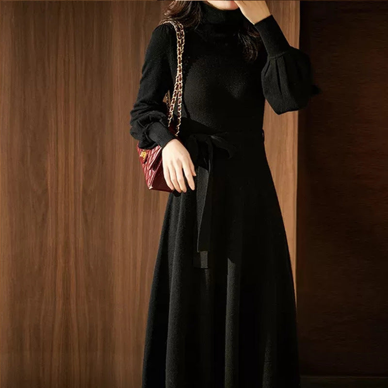 Robe en tricot pour femmes avec col haut et ceinture réglable Chic & Stil