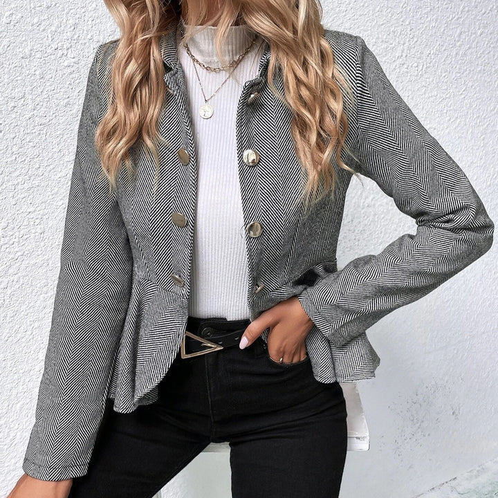 Women Elegant and Flattering Jacket with Curved Hem Lune London