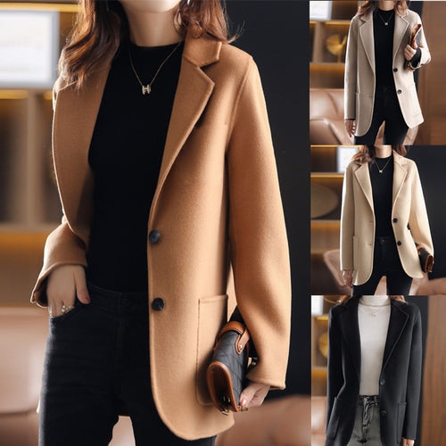 Amarae Elegant jacket for women with minimalist style