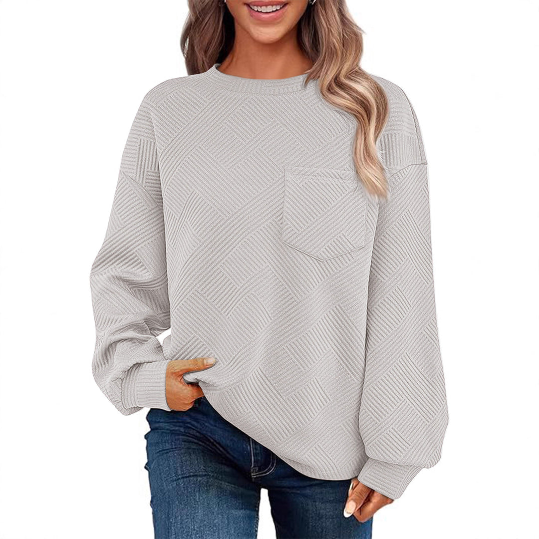 Casual sweater for women with structured pattern Lune London