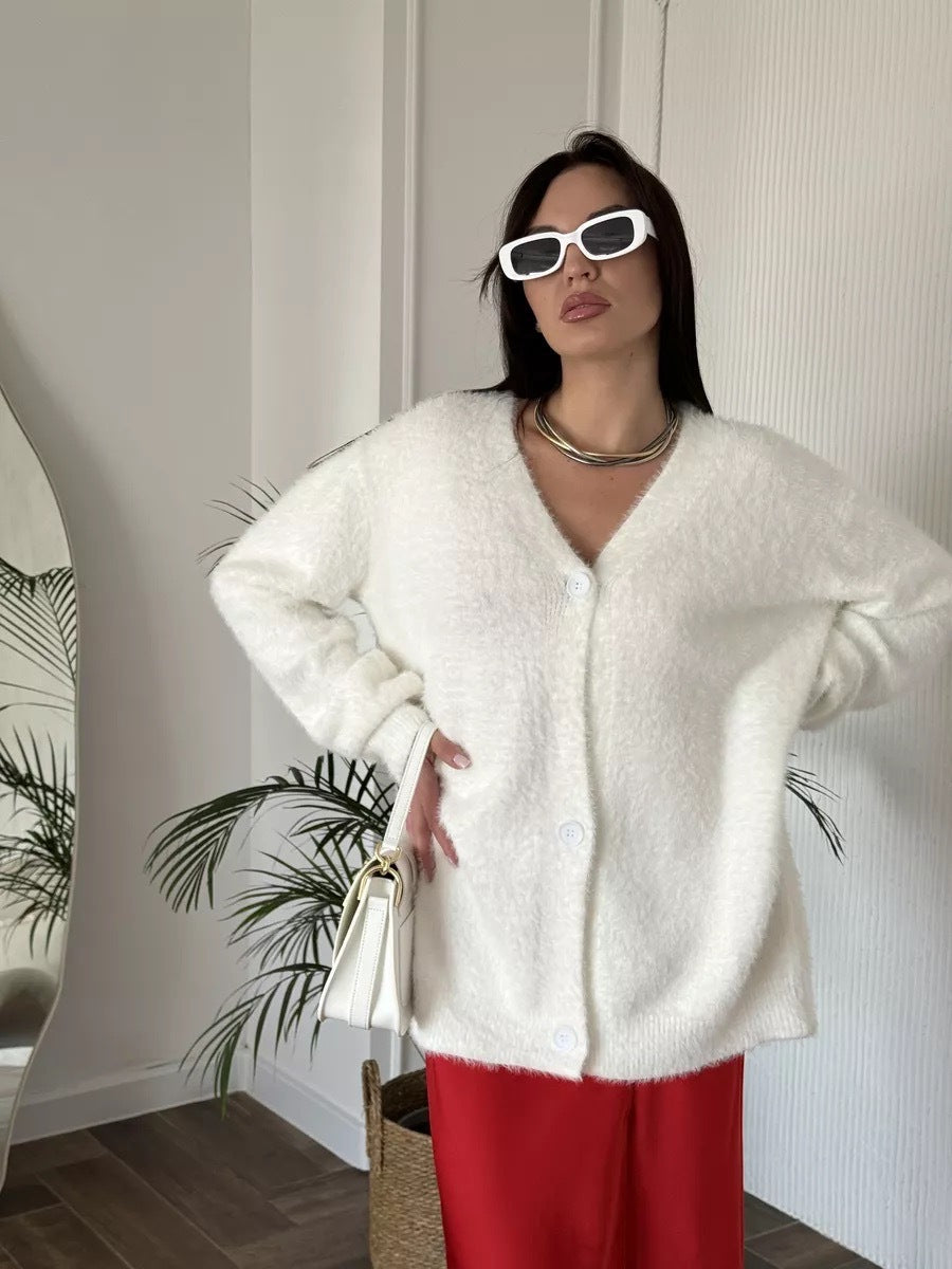 Soft knit jacket for women with an open design and soft sleeves Lune London