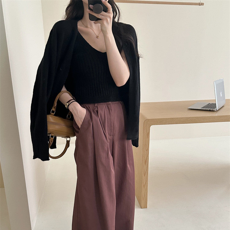 Cardigan pour femmes avec une coupe décontractée et un matériau doux Chic & Stil
