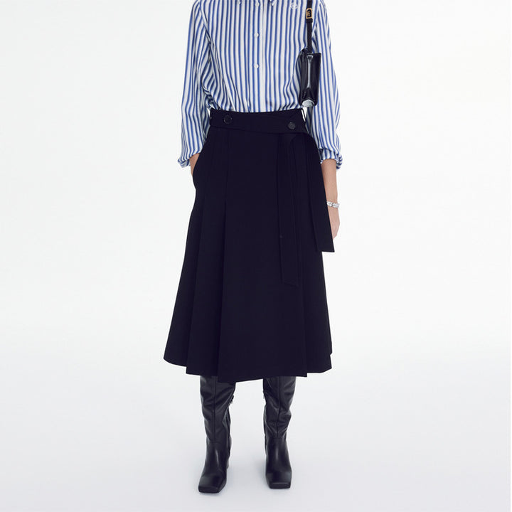 Blouse Élégante Femme avec Fines Rayures et Patte de Boutonnage à la Mode Chic & Stil