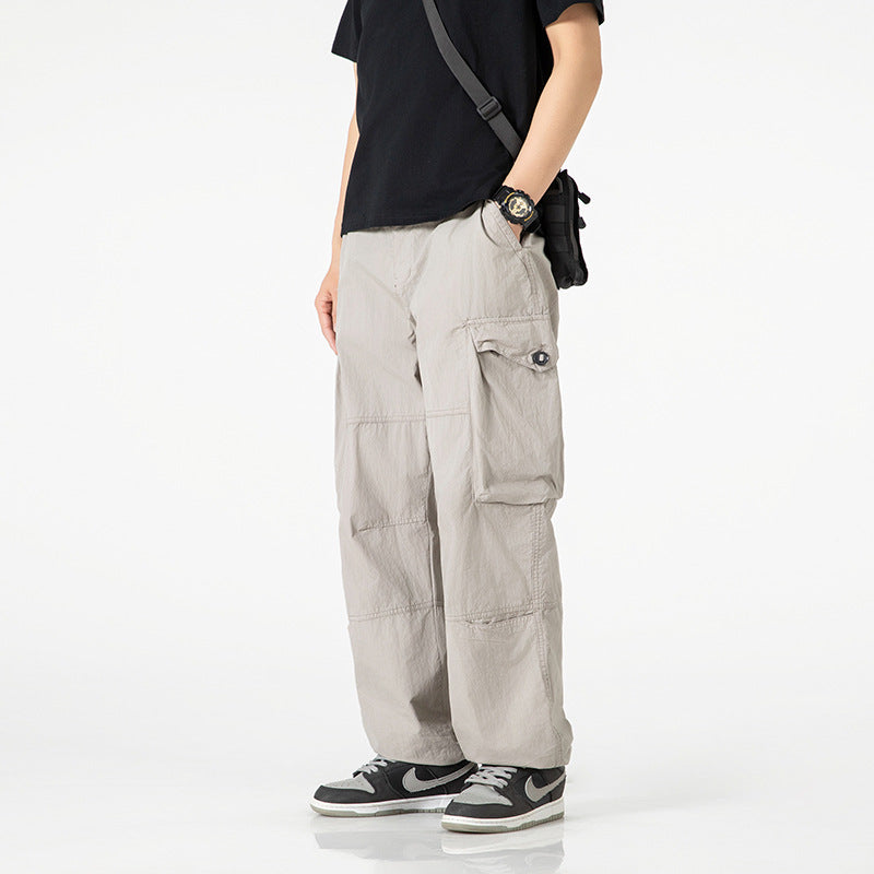 Comfortable cargo pants for men with practical pockets Lune London