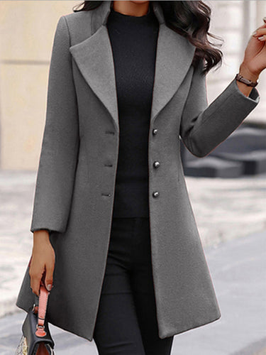 Elegant trench coat for women with a wide lapel and a chic button design.