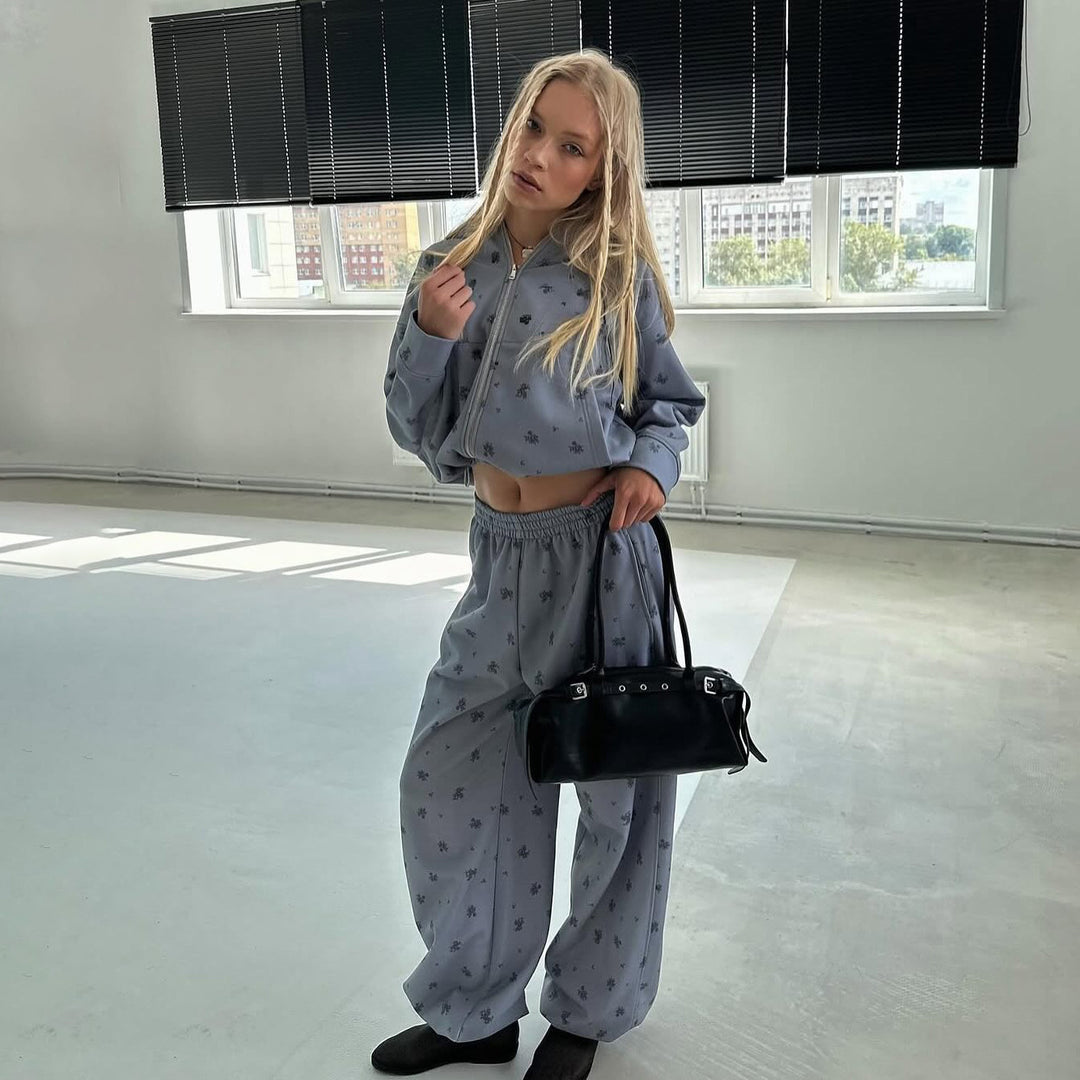 Sport leisure set for women with floral pattern and high collar Lune London