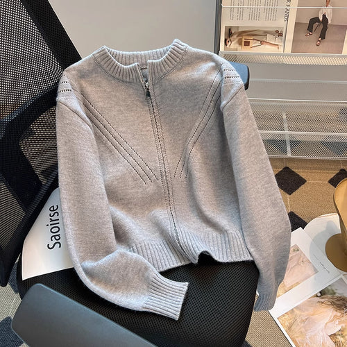 Pull en maille sportive pour femmes avec zip décoratif Chic & Stil