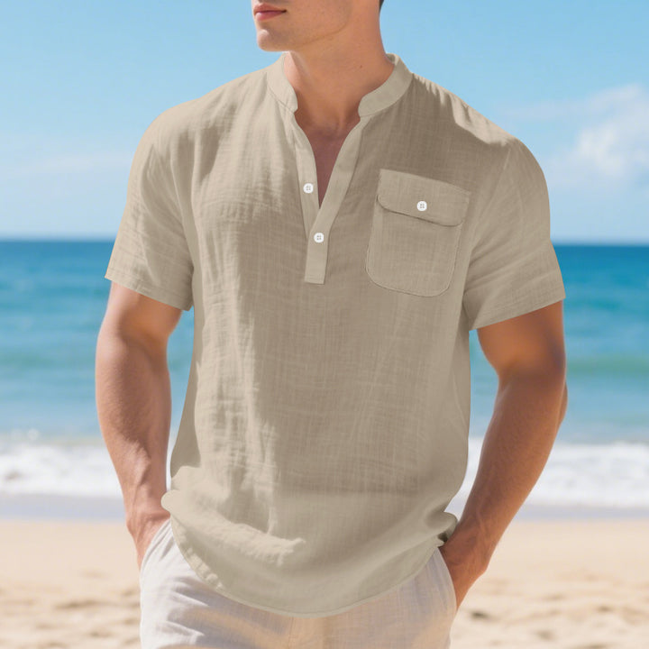 Fashion short sleeve shirt for men with button placket and chest pocket Lune London