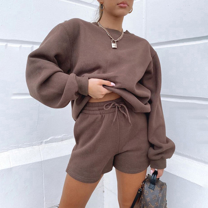 Casual oversized sweatshirt and shorts set for women Lune London