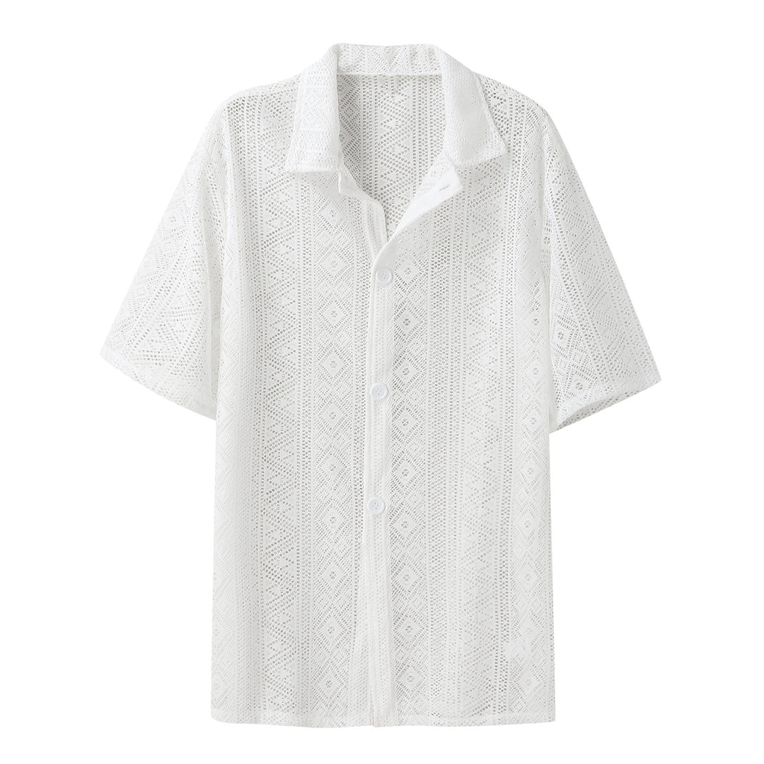 Short-sleeve shirt for men with textured pattern and button placket Lune London
