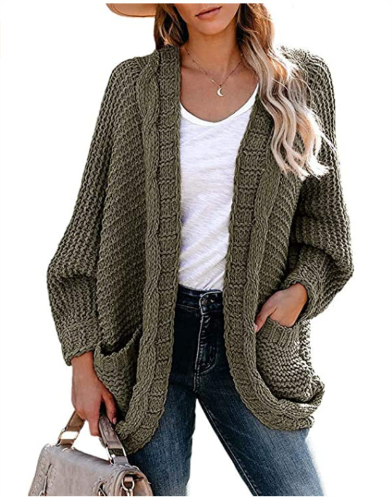 Women chunky knit cardigan with open pockets and relaxed fit Lune Londonl