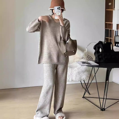 Ladies Elegant and comfortable V-neck Loungewear Amarae