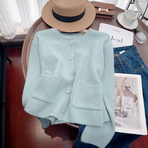 Cardigan pour femmes confortable avec des coutures décoratives Chic & Stil