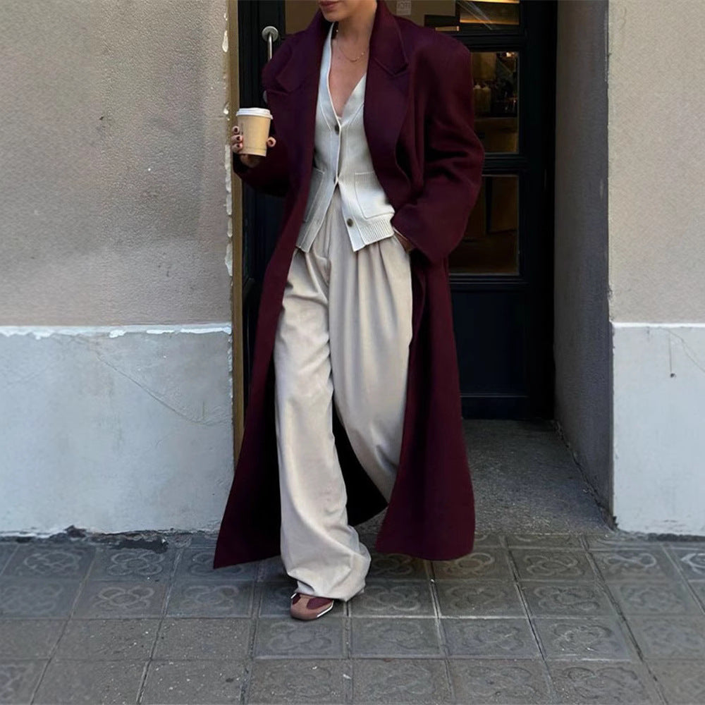 Elegant wool coat for women with double-breasted buttons Lune London
