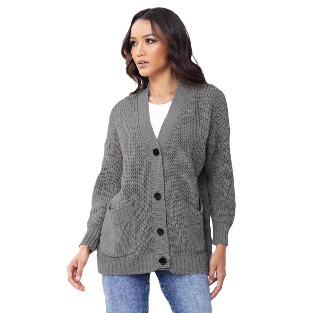 Knitted jacket for women with large pockets and classic button closure Lune London