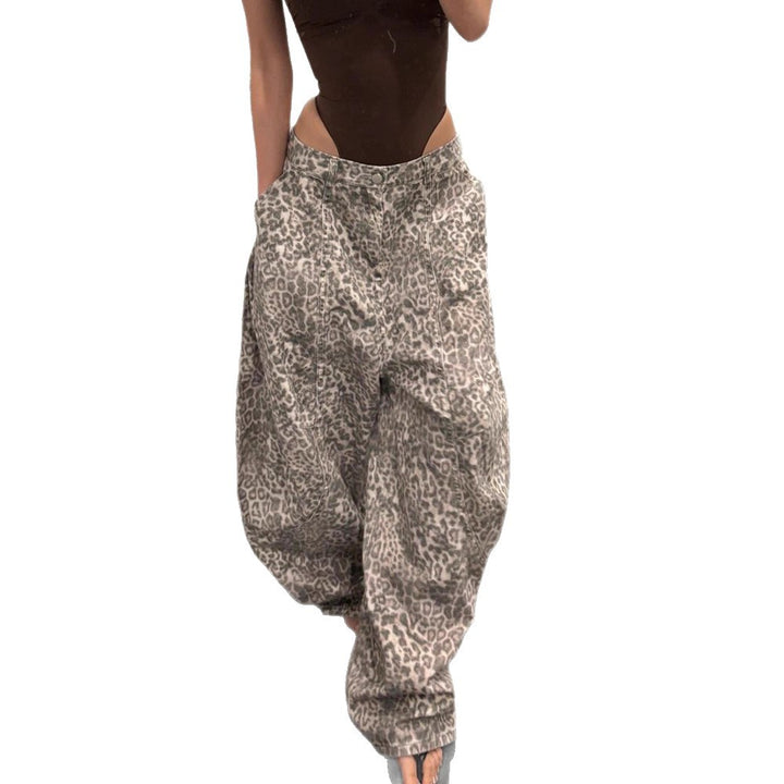 Chic and Stylish Loose Fit Jeans for Women