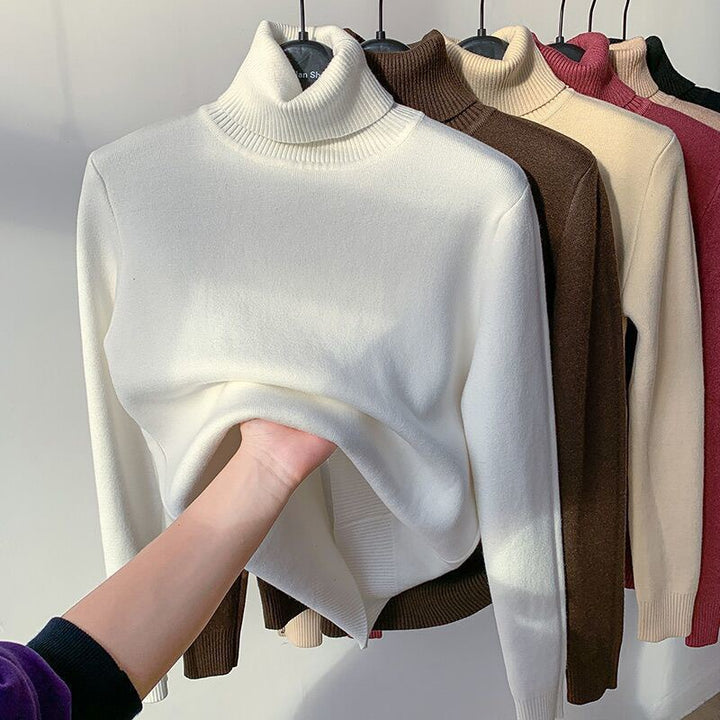 Cozy turtleneck sweater for ladies in fine knit Lune London