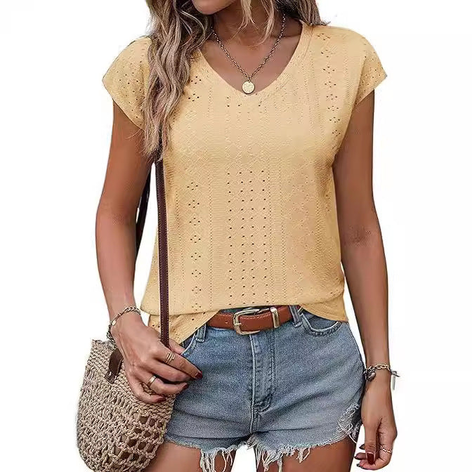 Women V-neck short sleeve T-shirt with textured design Lune London