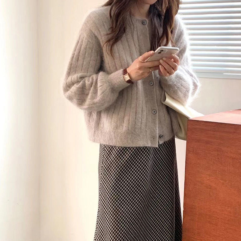 Cardigan à boutons confortable pour femmes avec texture côtelée Chic & Stil