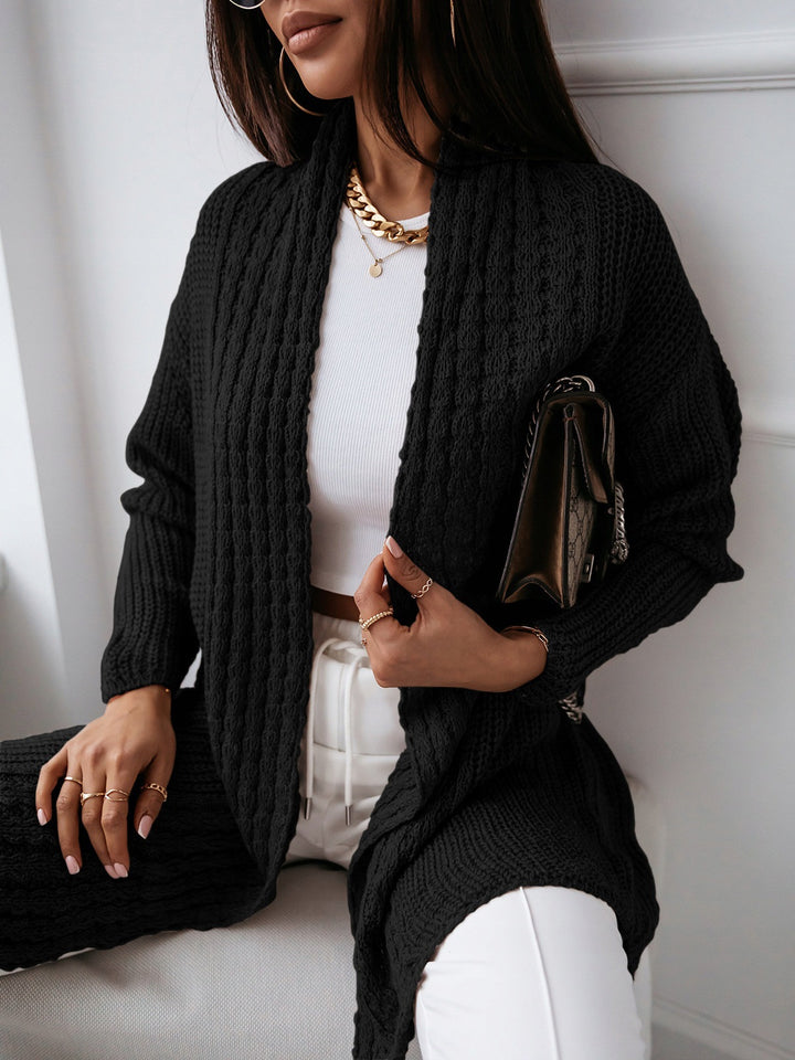 Ladies Chunky Knit Cardigan with Elegant Chic Structure and Style