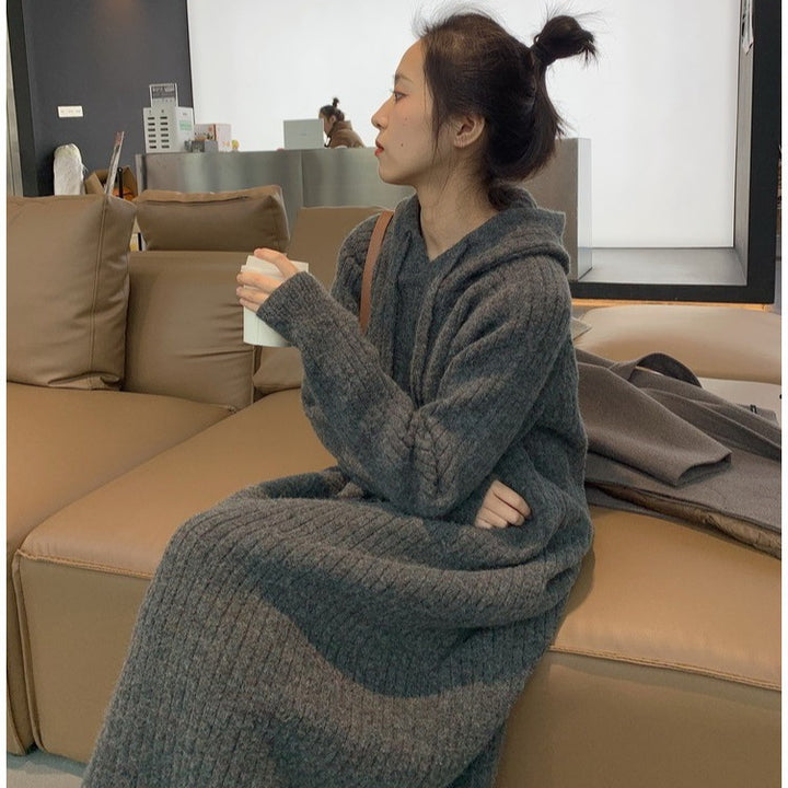 Pull en tricot pour femmes avec capuche et texture côtelée Chic & Stil