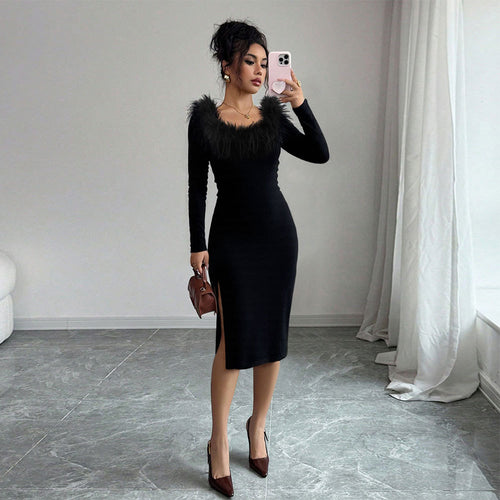 Robe midi pour femme avec décoration en plumes élégante et fente sur le côté Chic & Stil