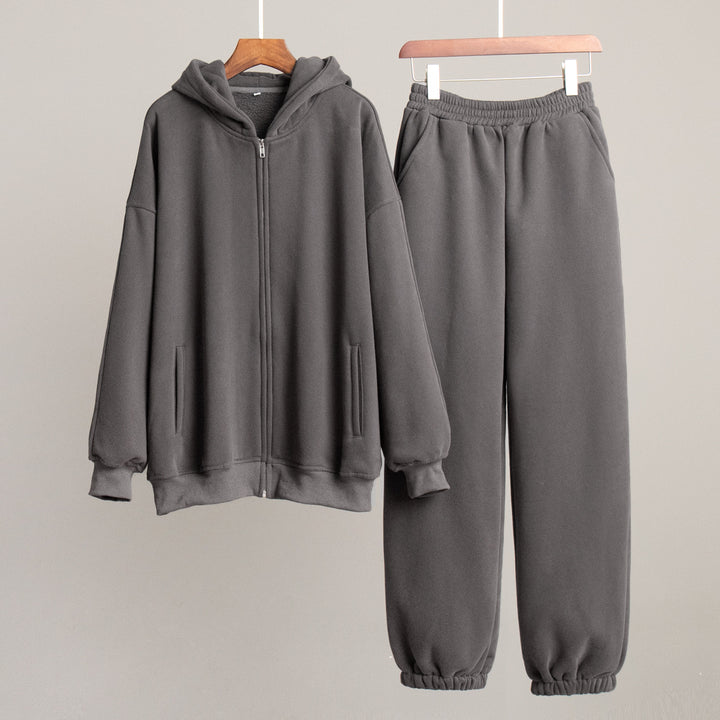 Ensemble de hoodie sportif et de pantalon de jogging pour dames Chic & Stil