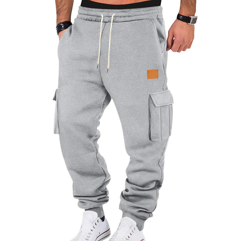 Men's cargo jogger pants with practical pockets and elastic waistband Lune London