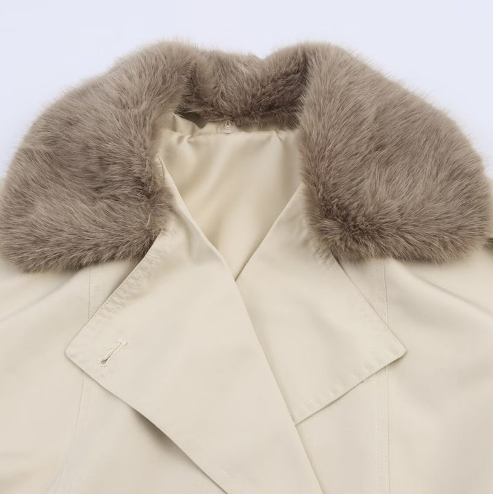 Transitional jacket for women with a luxurious faux fur collar and practical buttons Lune London