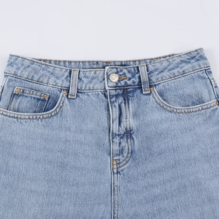 Women's high-waisted wide jeans with straight leg and cropped length Amarae