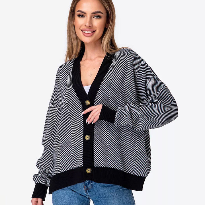 Knitted jacket for women with herringbone pattern and large button details Lune London