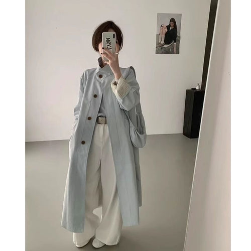 Manteau trench élégant pour femmes avec des détails de boutons et une coupe oversized Chic & Stil