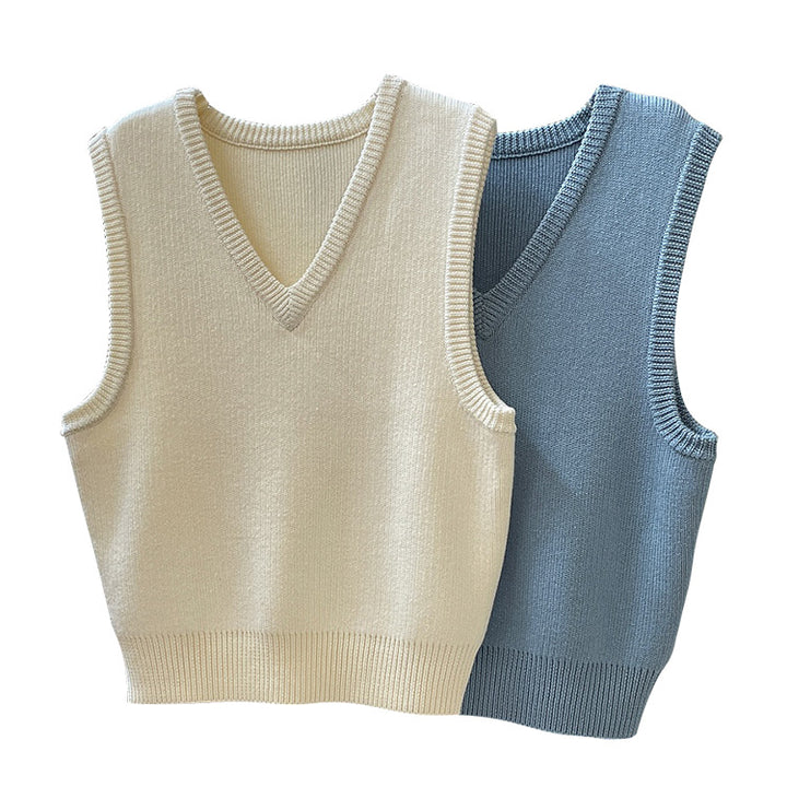 Women's sleeveless knitted vest in boxy cut with deep V-neckline and ribbed hem Amarae