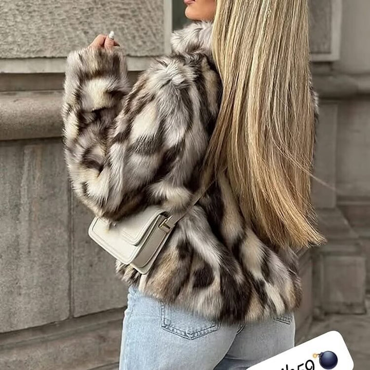 Women's Short Cut Faux Fur Jacket with Contrasting Spot Pattern and Stand Collar Amarae