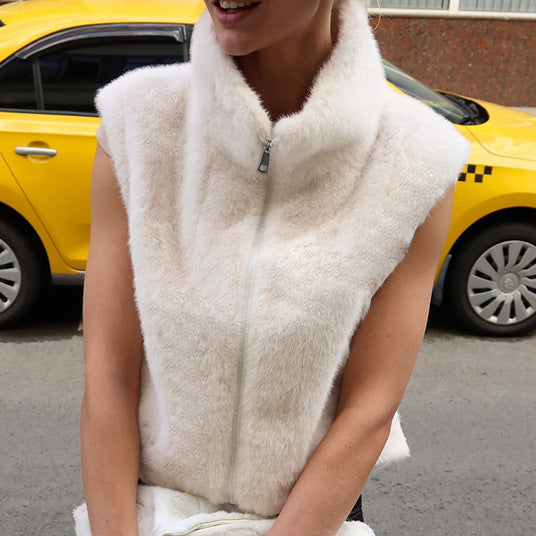 Cozy jacket for women with a high collar and zipper Lune London