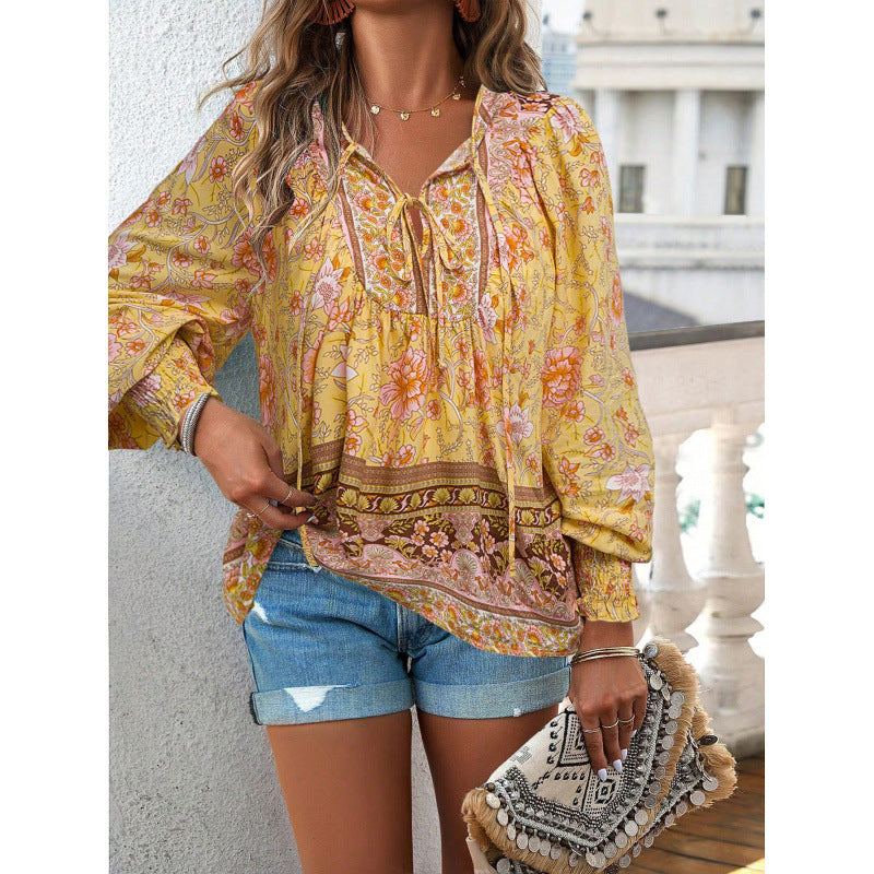 Lightweight women's blouse with floral pattern and detailed laces Lune London
