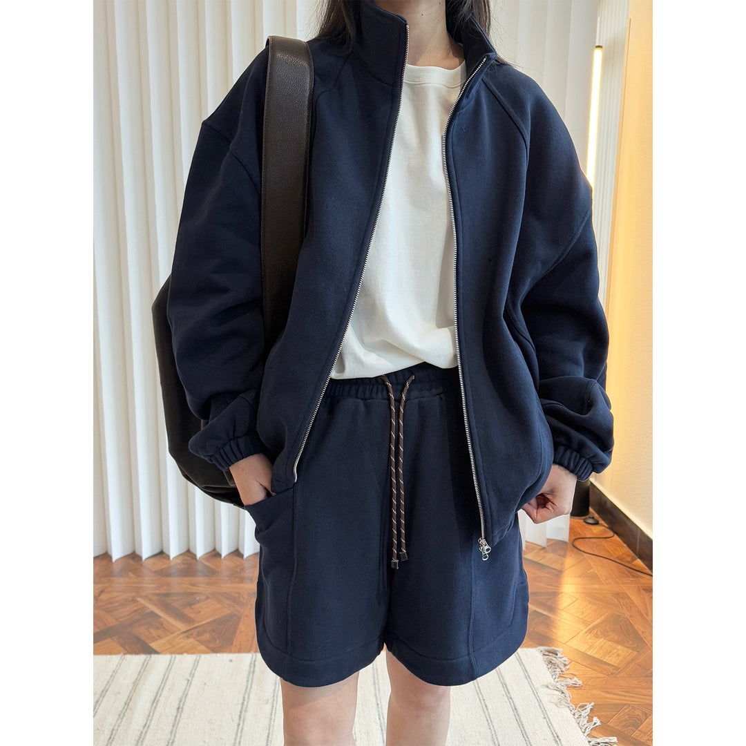 Women's Lounge Set consisting of sweatshirt with stand-up collar and drawstring shorts Amarae