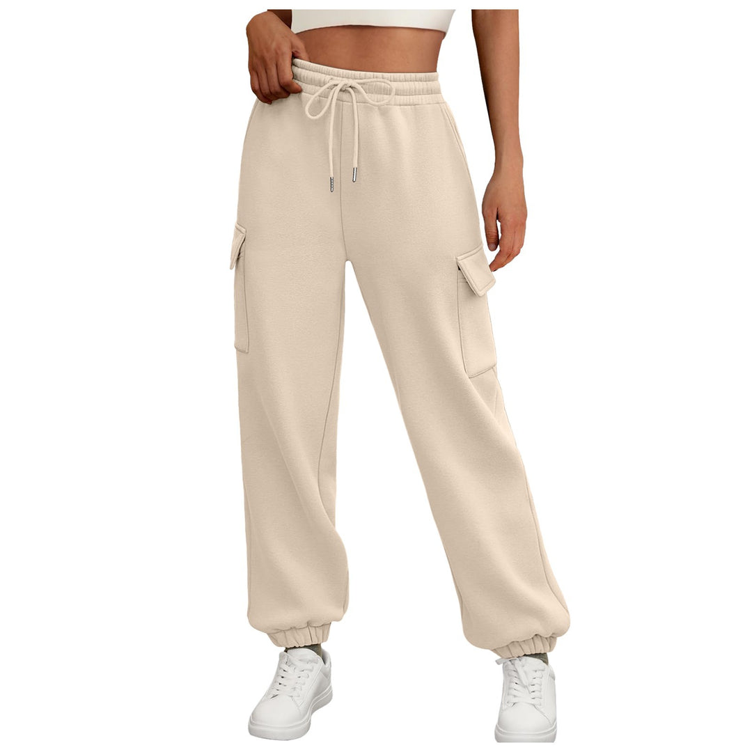 Chic and stylish high cargo sweatpants for women
