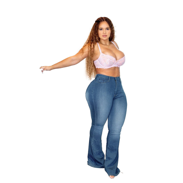Ladies High-Waist Flared Jeans in figure-enhancing Curvy Cut Amarae