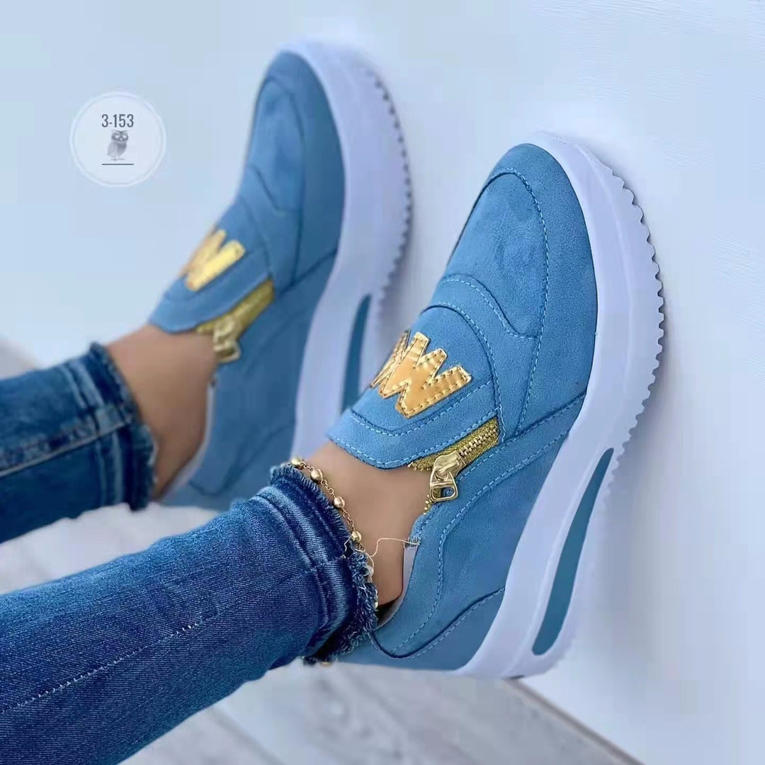 Slip-on sports sneakers for women with gold accents Lune London