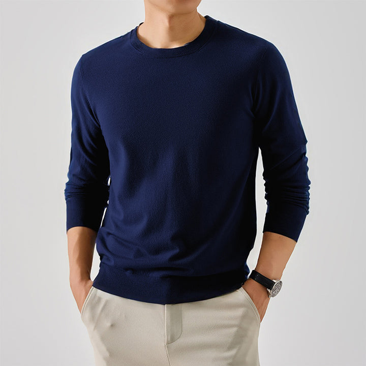 Classic crew neck sweater for men in fine wool Lune London