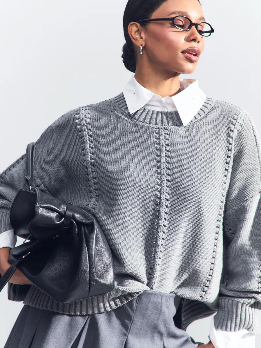 Thick knit sweater for women with an elegant structure and a loose fit Lune London