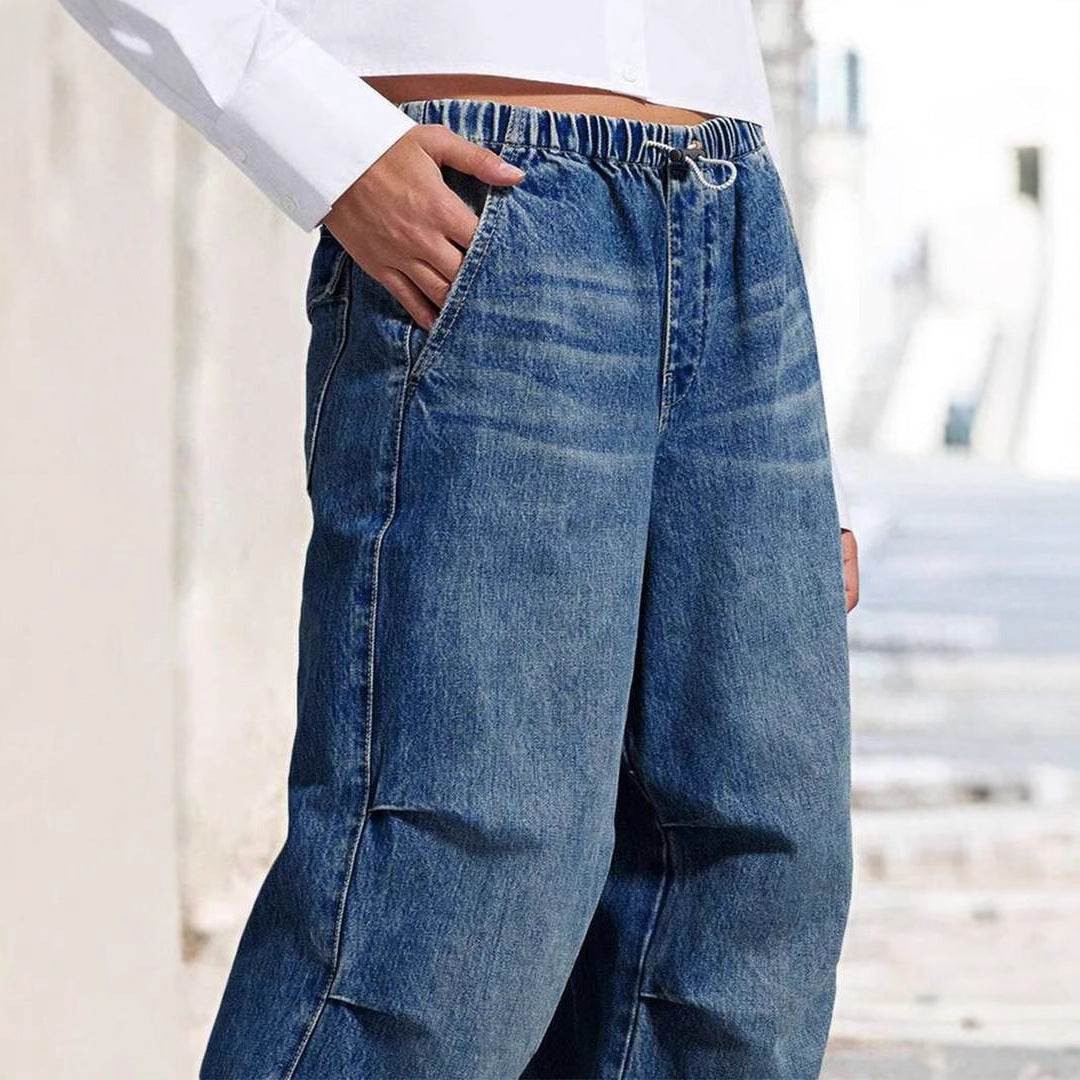 Comfortable wide jeans for women in a relaxed urban style Chic & Stil