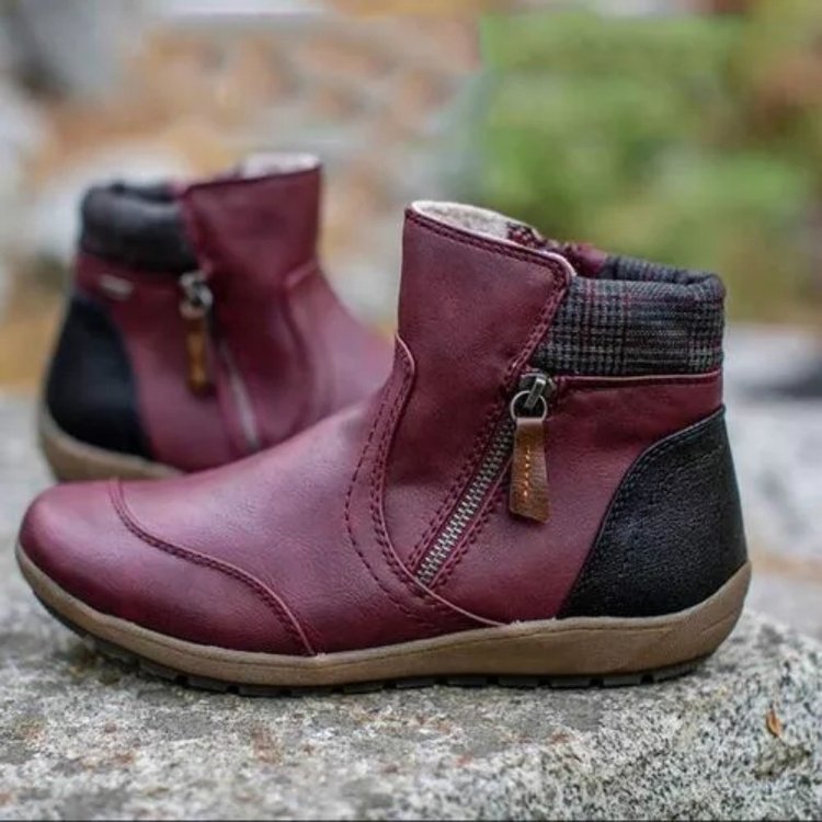 Women's padded boots with side zipper and stylish stitching Lune London