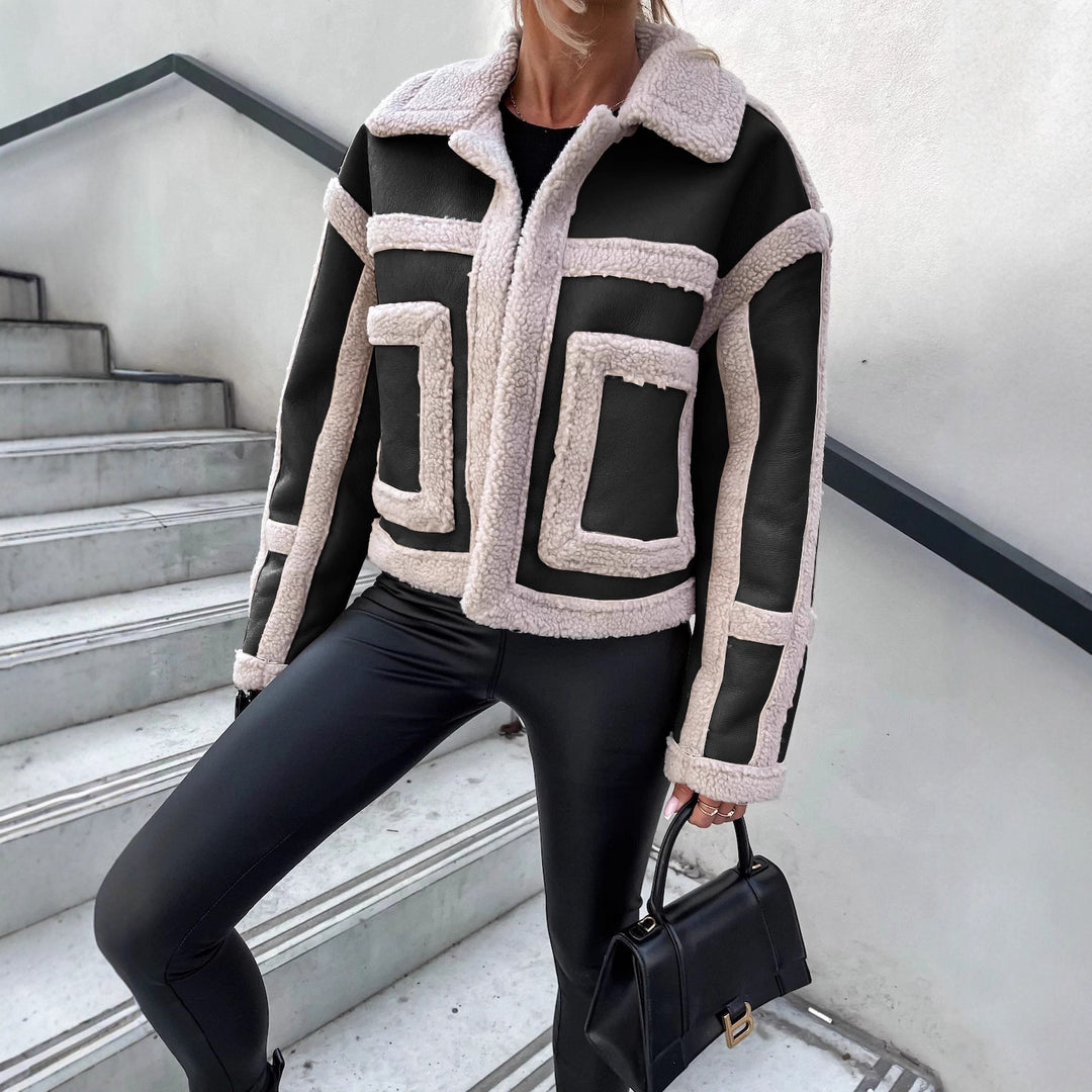 Veste en faux cuir pour femmes avec doublure en polaire chaude et accents contrastés Chic & Stil