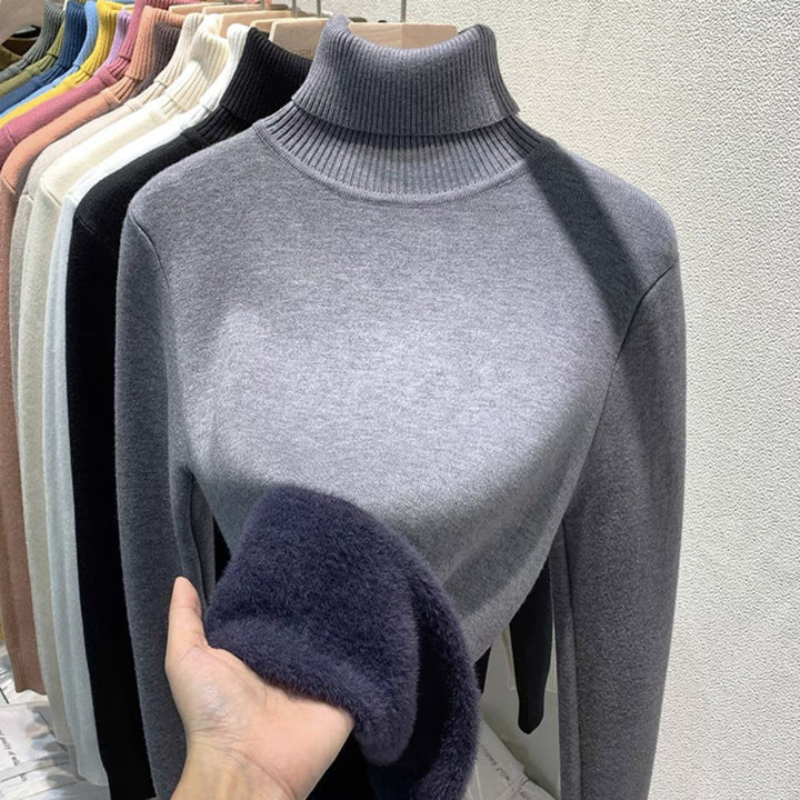 Cozy turtleneck sweater for ladies in fine knit Lune London