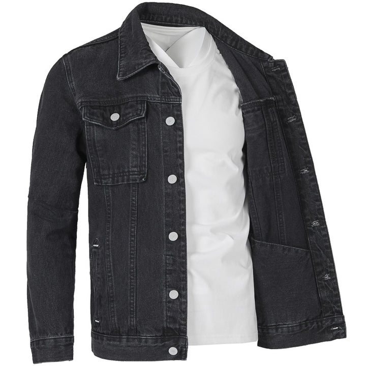 Men's denim jacket with modern Slim-Fit design, practical pockets, and sturdy rivets Lune London