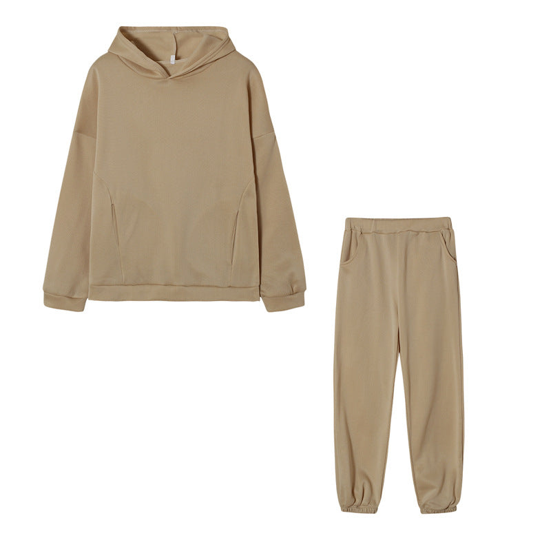 Ensemble de sweat à capuche sportif et de pantalon de jogging Chic & Stil pour femmes