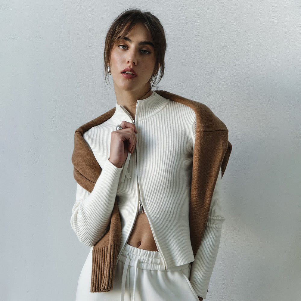 Pull en tricot côtelé pour femmes en mélange de coton doux avec une coupe élégante Chic & Stil